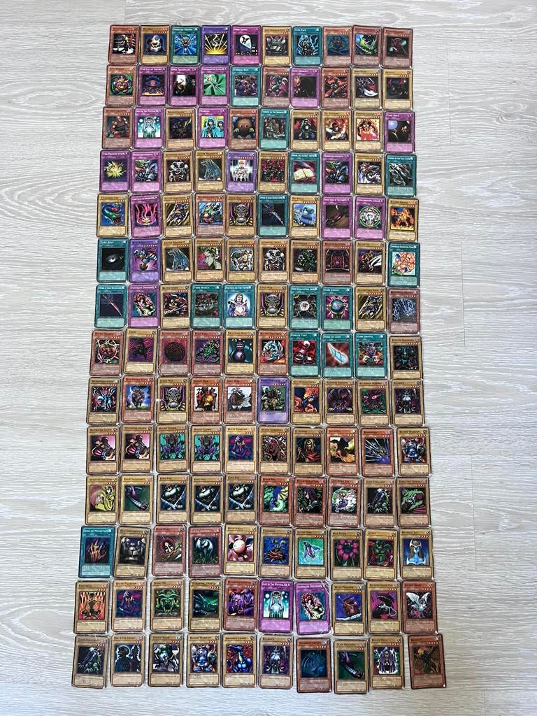 Gros lot 219 Yu-Gi-Oh ! mélange de cartes, Hobby & Loisirs créatifs, Jeux de cartes à collectionner | Yu-gi-Oh!, Enlèvement ou Envoi