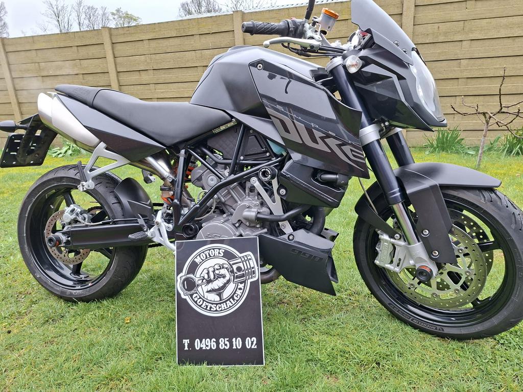 Ktm SuperDuke 990, Vélos & Vélomoteurs, Cyclomoteurs | Derbi, Comme neuf, Enlèvement