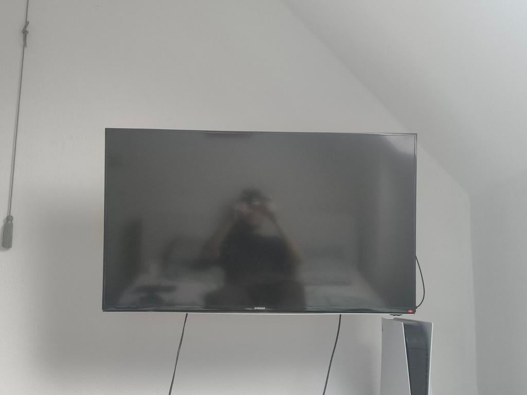TV Samsung 55'' avec support mural orientable, Enlèvement, Utilisé