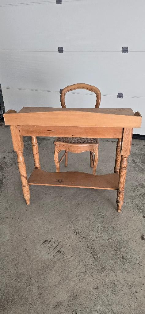 Charmante Grenen Wastafel-Tafeltje en Stoel–Landelijke Stijl, Antiek en Kunst, Antiek | Meubels | Stoelen en Sofa's, Ophalen