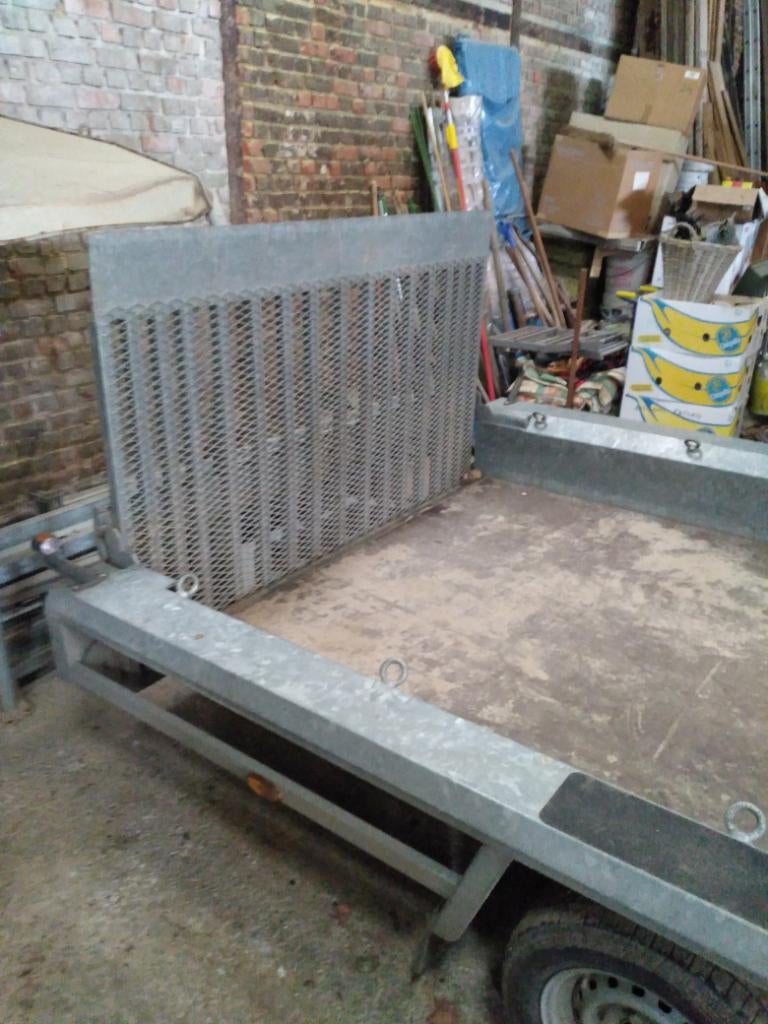 Porte engin, Ophalen, Zo goed als nieuw