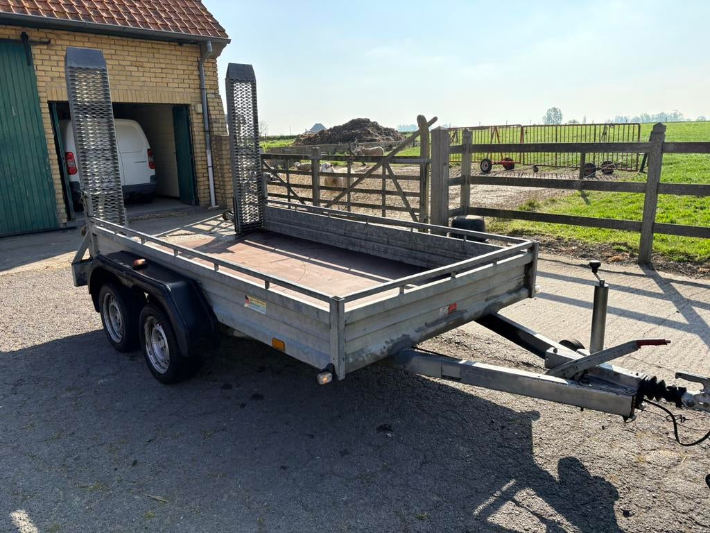 Joli Humbauer à chargement surbaissé, Autos : Divers, Remorques, Comme neuf, Enlèvement