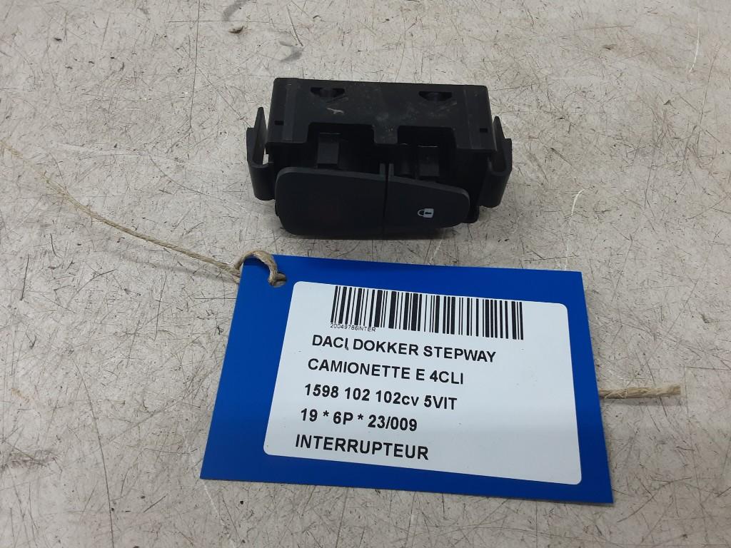 COMMUTATEUR Dacia Dokker (0S) (01-2012/12-2021), Autos : Pièces & Accessoires, Dacia, Mevr. I. Hauben, Utilisé, Rue de l'Espoir 34 34
4030  GRIVEGNÉE, BE