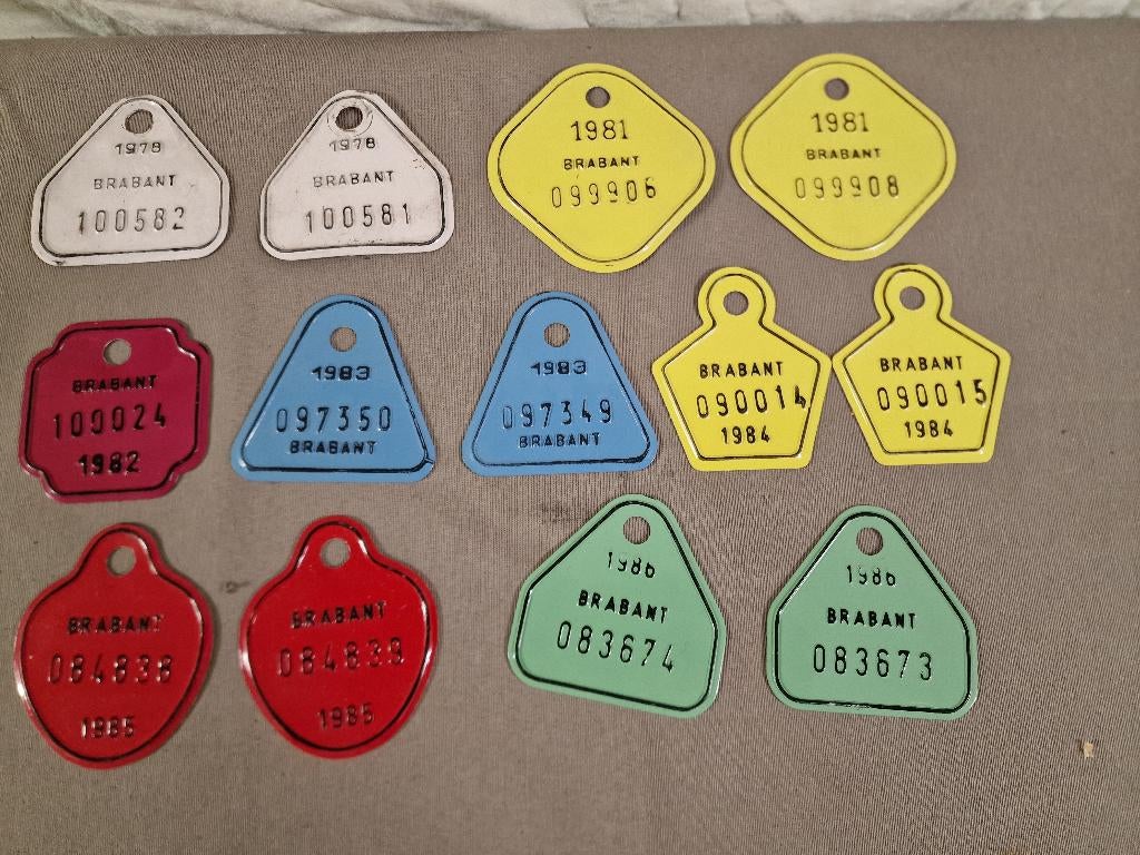 verzameling vintage Belgische fietsnummerplaten, Verzamelen, Overige Verzamelen, Zo goed als nieuw, Ophalen of Verzenden