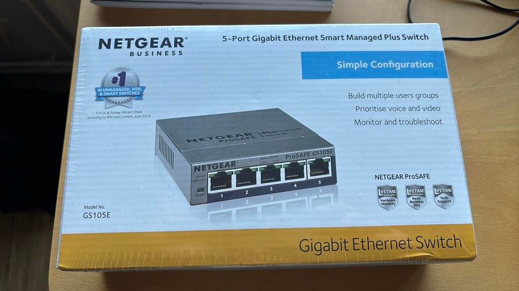 Netgear GS105E ProSafe 5 port gbit managed switch (sealed), Computers en Software, Ophalen of Verzenden, Nieuw