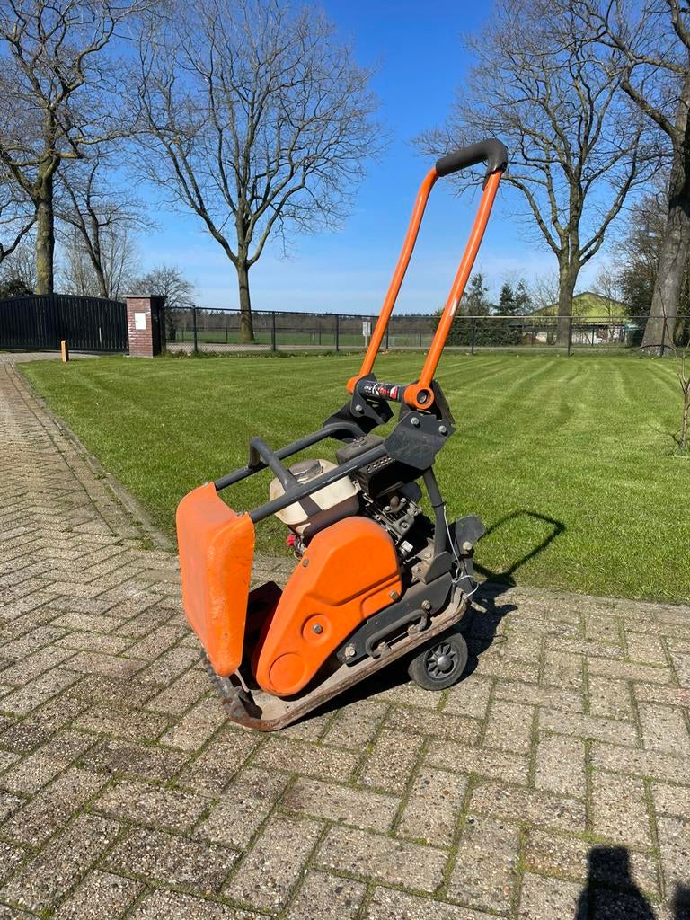 Belle trilplaat honda motor 85 kg, Tuin en Terras, Ophalen, Zo goed als nieuw