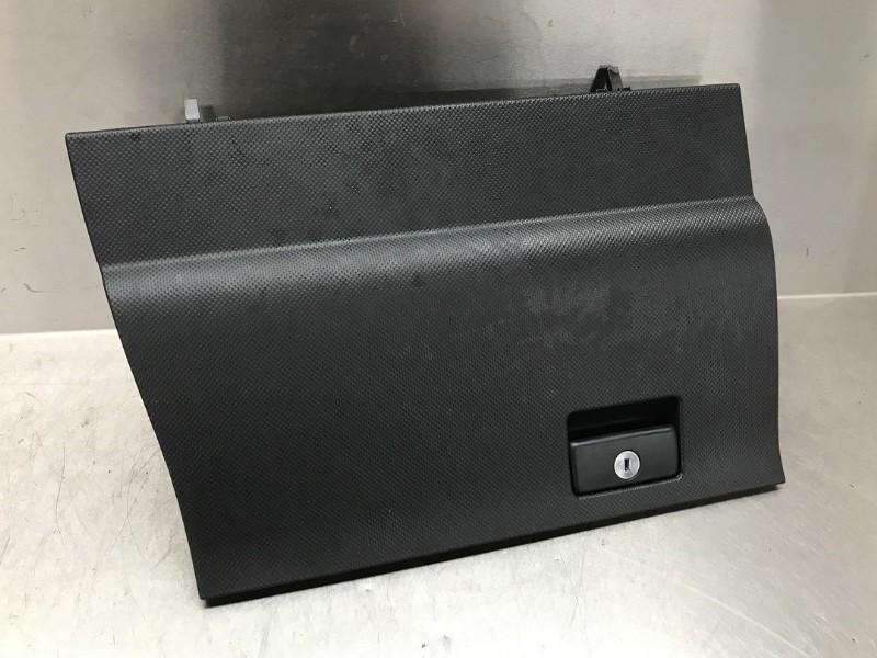 DASHBOARDKASTJE Toyota Urban Cruiser (01-2009/03-2016), Auto-onderdelen, Dashboard en Schakelaars, Toyota, Gebruikt