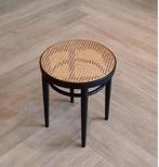 2x vintage thonet kruk stoel uit 1977, Huis en Inrichting, Ophalen, Gebruikt