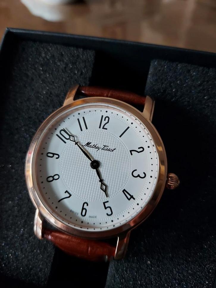 montre pour homme, August Berg avec bracelet en cuir, neuve, Bijoux, Sacs & Beauté, Montres | Hommes, Neuf, Montre-bracelet, Acier
