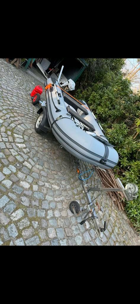 Opblaasboot met Yamaha 4 pk motor, Watersport en Boten, Rubberboten, Zo goed als nieuw, Yamaha, Ophalen