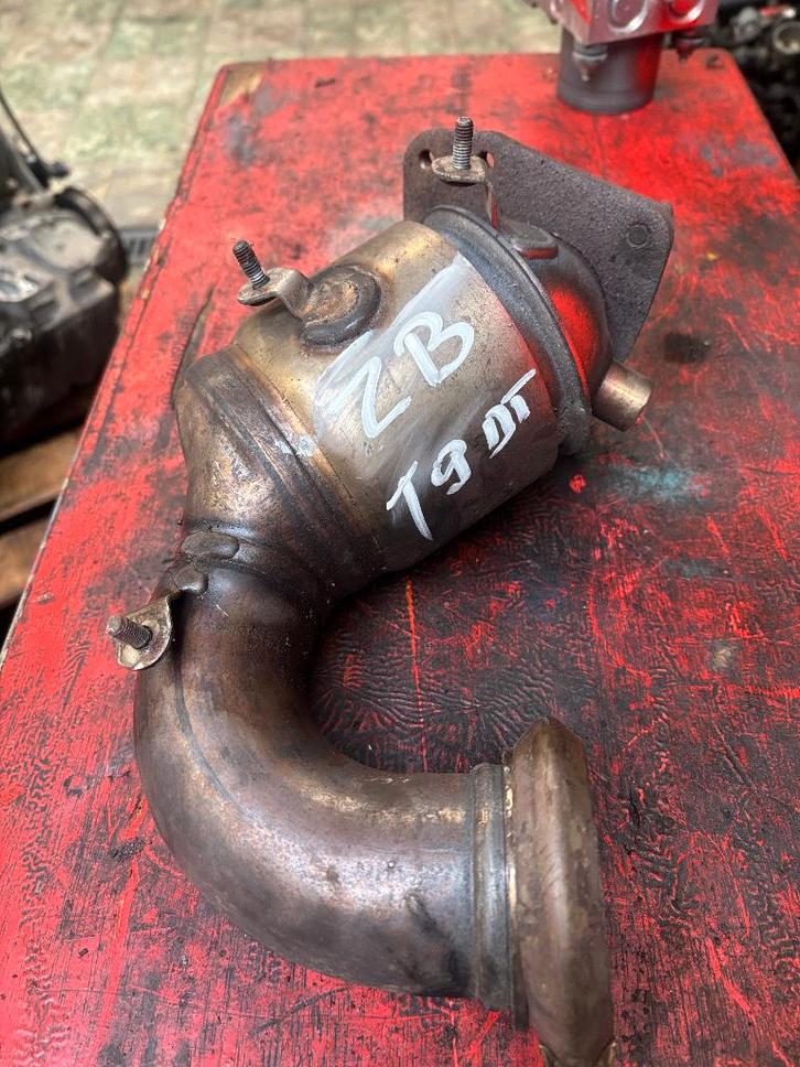 POT CATALYTIQUE OPEL ZAFIRA B 1900 TURBO DIESEL, Auto-onderdelen, Uitlaatsystemen, Opel, Gebruikt, Ophalen