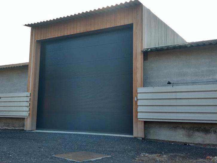 Stalling/staanplaats mobilhome, caravan, oldtimer,..., Immo, Garages en Parkeerplaatsen