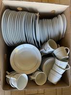 Tafelservice voor 18 personen, Ophalen, Gebruikt, Overige stijlen, Compleet servies