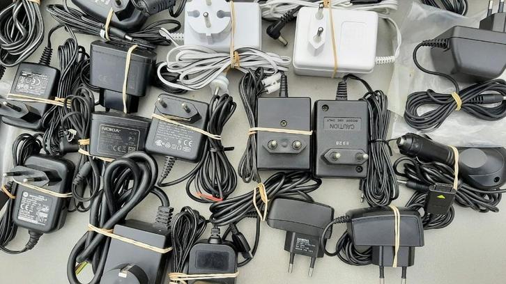 Adapter of voeding, transfo, oplader, 3-4,5-5-5,5-6-7,5-7,2, Telecommunicatie, Mobiele telefoons | Telefoon-opladers, Gebruikt