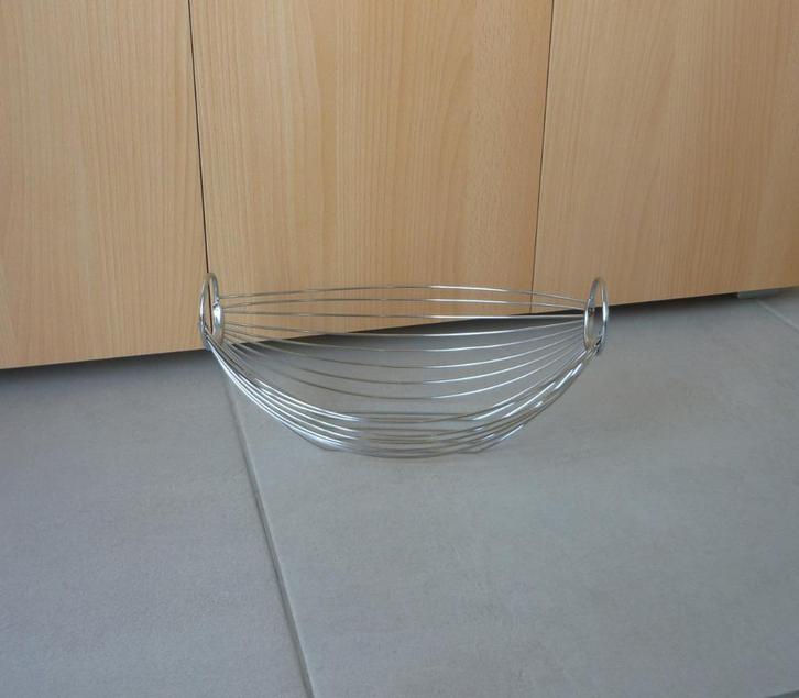 Zilverkleurige chroom metalen fruitschaal schaal, Huis en Inrichting, Keuken | Servies, Ophalen of Verzenden