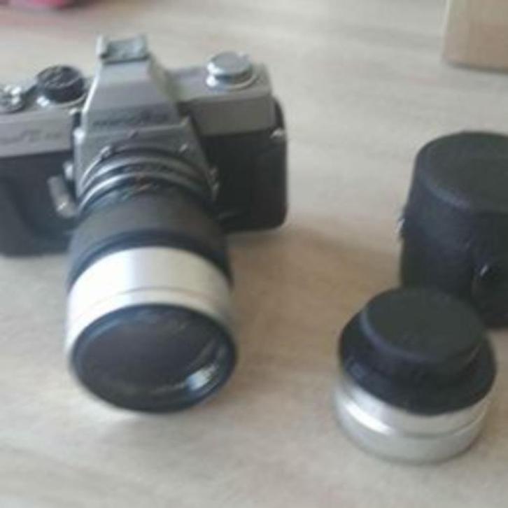 Appareil photo vintage minolta srt 101 avec deux objectifs, Collections, Appareils photo & Matériel cinématographique, Appareils photo