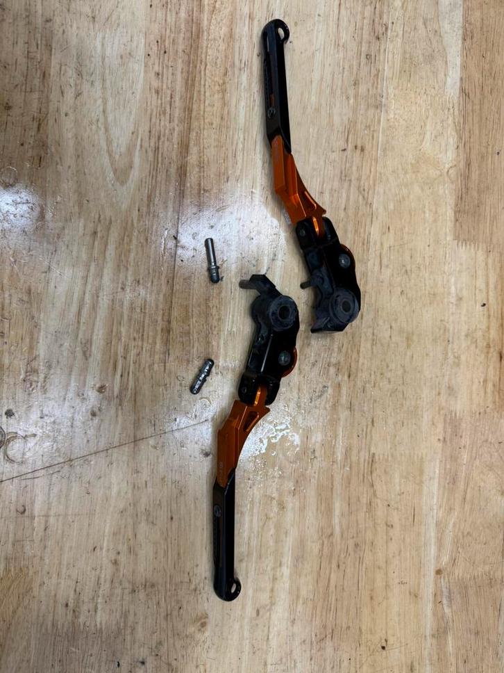 KTM Superduke R GT 1290 Remhendel koppelingshendel, Motos, Pièces | Toutes-marques, Utilisé, Enlèvement ou Envoi