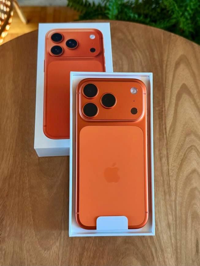 IPhone 17 pro 256 giga comme neuf ! Garantie 2028, Telecommunicatie, Mobiele telefoons | Apple iPhone, Zo goed als nieuw, 256 GB