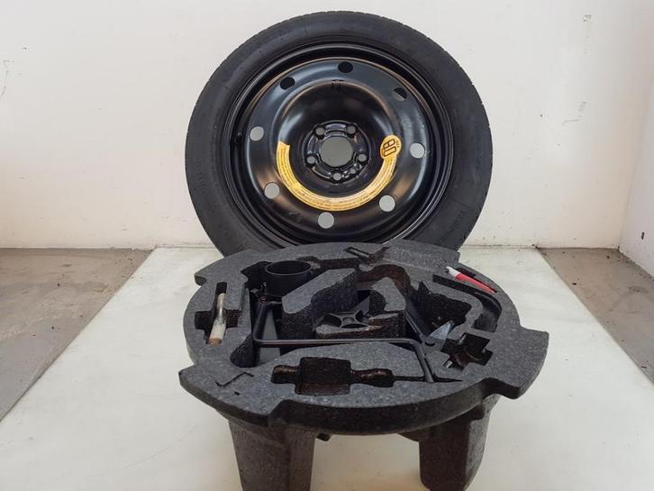 DIVERSEN Krikset + reservewiel 159 (939AX) (|60696182|), Auto-onderdelen, Overige Auto-onderdelen, Alfa Romeo, Gebruikt