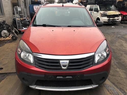 BUMPER VOOR Dacia Sandero I (BS) (620224790R), Auto-onderdelen, Carrosserie, Bumper, Dacia, Voor, Gebruikt