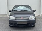 Fiat punto benzine 19.000 km !!!, Auto's, Voorwielaandrijving, Stof, Zwart, Bedrijf
