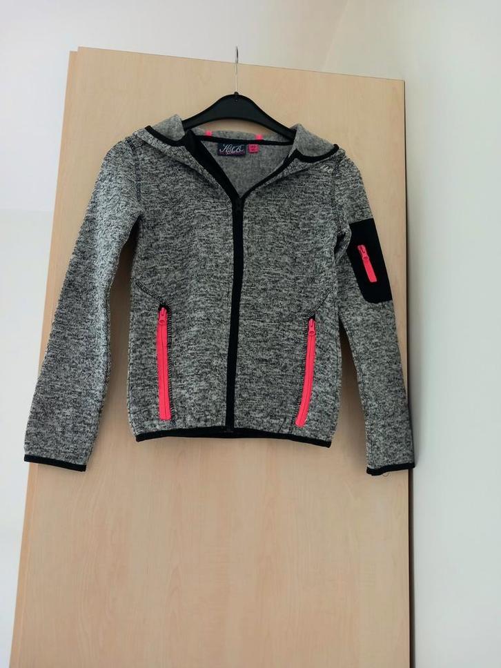 Grijze warme vest met kap maat 140 Knot so bad, als nieuw, Kinderen en Baby's, Kinderkleding | Maat 140, Zo goed als nieuw, Meisje