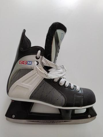 CCM 155 schaatsen - Size 8 beschikbaar voor biedingen