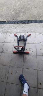 Support moto roue avant largeur du pneu maximum 130mm, Ophalen, Zo goed als nieuw