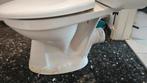 Toiletpot met horizontale uitlaat in goede staat zonder tank, Ophalen, Gebruikt