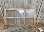 Oud raam met houten kozijn, Doe-het-zelf en Bouw, Glas en Ramen, Ophalen, Gevelraam of Ruit, Gebruikt, 80 tot 120 cm