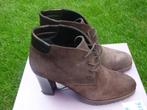 boots chaussure en cuir 38 très bon état, Ophalen, Bruin, Lage of Enkellaarzen, Zo goed als nieuw