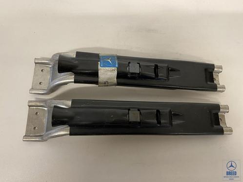 NOS houderset hoofdsteun achter Mercedes-Benz W126 coupé SEC, Auto-onderdelen, Interieur en Bekleding, Mercedes-Benz, Nieuw, Ophalen of Verzenden