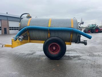 Veenhuis mesttank WG4145 beschikbaar voor biedingen
