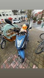 Kymco agility 50 naked A klasse, Fietsen en Brommers, Scooters | Kymco, Ophalen, Klasse A (25 km/u), Zo goed als nieuw, Agility