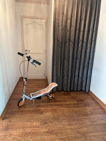 Spacescooter space scooter step tot 90 kilo beschikbaar voor biedingen