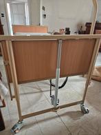 Ziekenbed elektrisch bed voor hulpbehoevende persoon, Huis en Inrichting, Ophalen, Gebruikt, Eenpersoons, Q