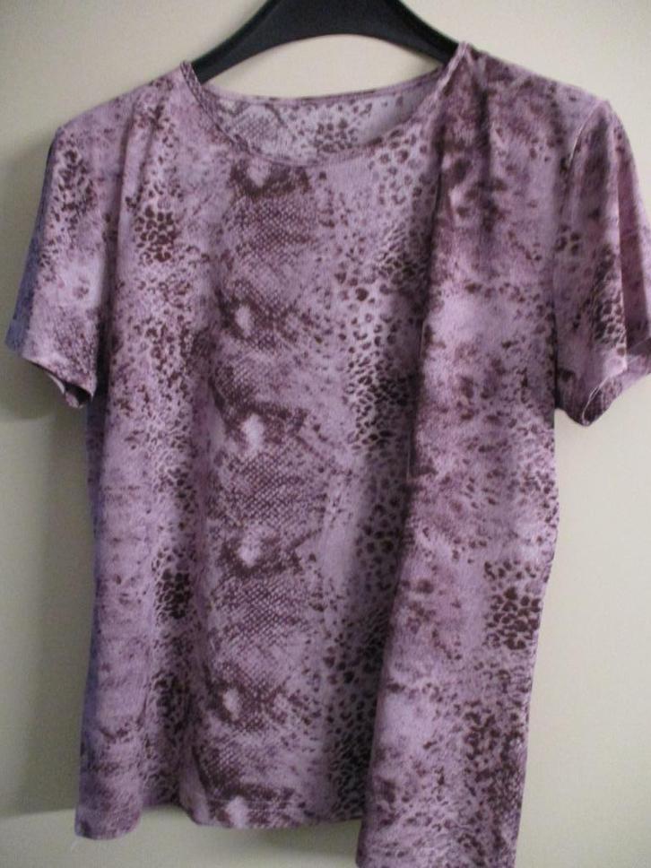 Paarse blouse met fijne tekening mt 48, Kleding | Dames, Grote Maten, Zo goed als nieuw, Blouse of Tuniek, Paars, Ophalen of Verzenden