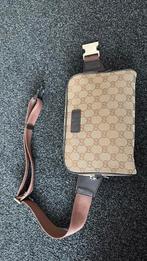 gucci tas sacoche, Bijoux, Sacs & Beauté, Sacs | Sacs à bandoulière, Enlèvement, Comme neuf