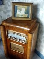 Meuble radio vintage Rayonde, Antiquités & Art, Antiquités | TV & Hi-Fi, Enlèvement