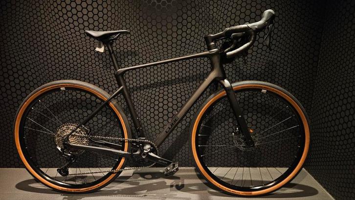 Cube Nuroad On1 Large €2049
‍️carbon frame & vork
‍️Sh, Fietsen en Brommers, Fietsen | Oldtimers, Ophalen