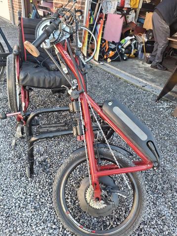 Aankopel fiets met rolstoel beschikbaar voor biedingen