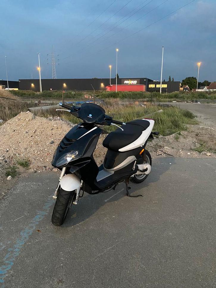 Piaggio NRG, Vélos & Vélomoteurs, Scooters | Peugeot, Utilisé, Classe B (45 km/h), Deux-temps, Enlèvement