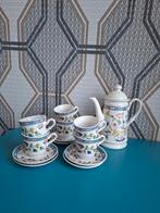 Moka kopjes en koffiepot, Verzamelen, Ophalen, Zo goed als nieuw, Porselein, Overige typen