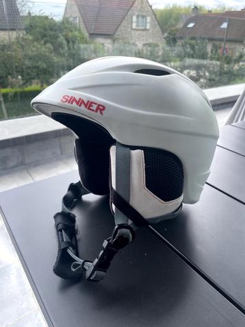 Sinner skihelm maat L (59-62 cm) wit beschikbaar voor biedingen