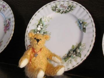 Handgemaakt beertje Made with love 15 cm beschikbaar voor biedingen