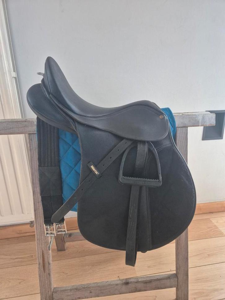 Wintec 15 inch, Animaux & Accessoires, Chevaux & Poneys | Selles, Enlèvement