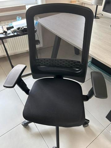 Ergonomische bureaustoel  disponible aux enchères