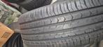 215/70R15c. 215/60R17H. 205/55R16 91H, Velg(en)