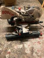 Scie à onglets radial avec support de travail réglable Bosch, Bricolage & Construction, Enlèvement, Comme neuf