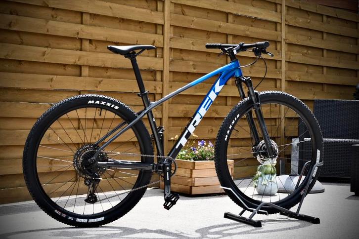 Trek Marlin 8e generatie 2 juni 2022, Fietsen en Brommers, Fietsen | Mountainbikes en ATB, Gebruikt, Trek, Ophalen